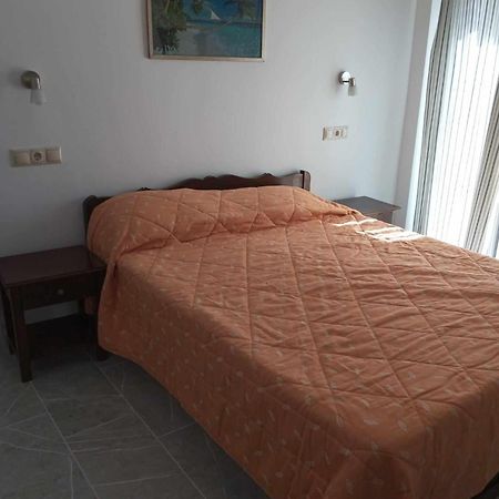 Gerekos Studios And Apartments آغيوس غيوريوس المظهر الخارجي الصورة